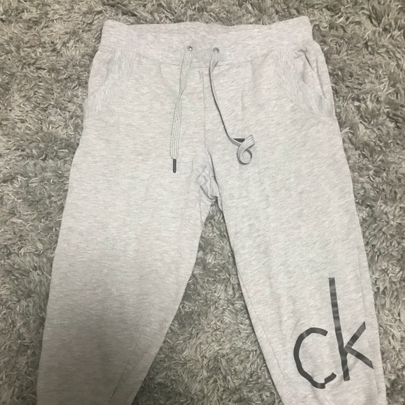Calvin Klein Pants - Calvin Klein sweats joggers pants Sz S